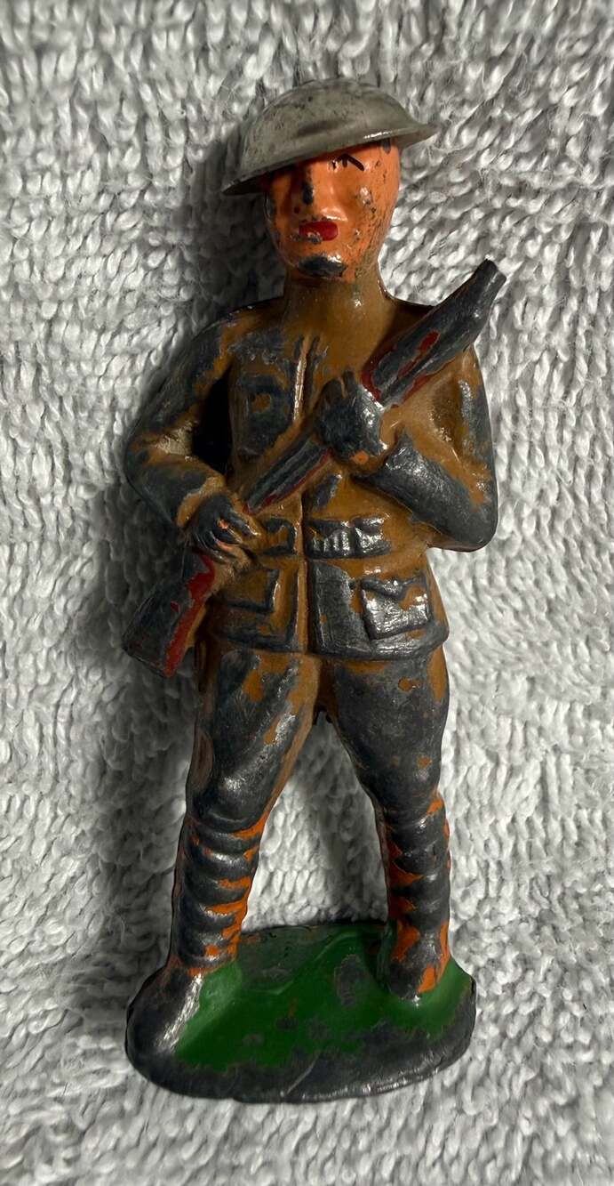 Barclay Vintage Lead Toy Soldier With Rifle